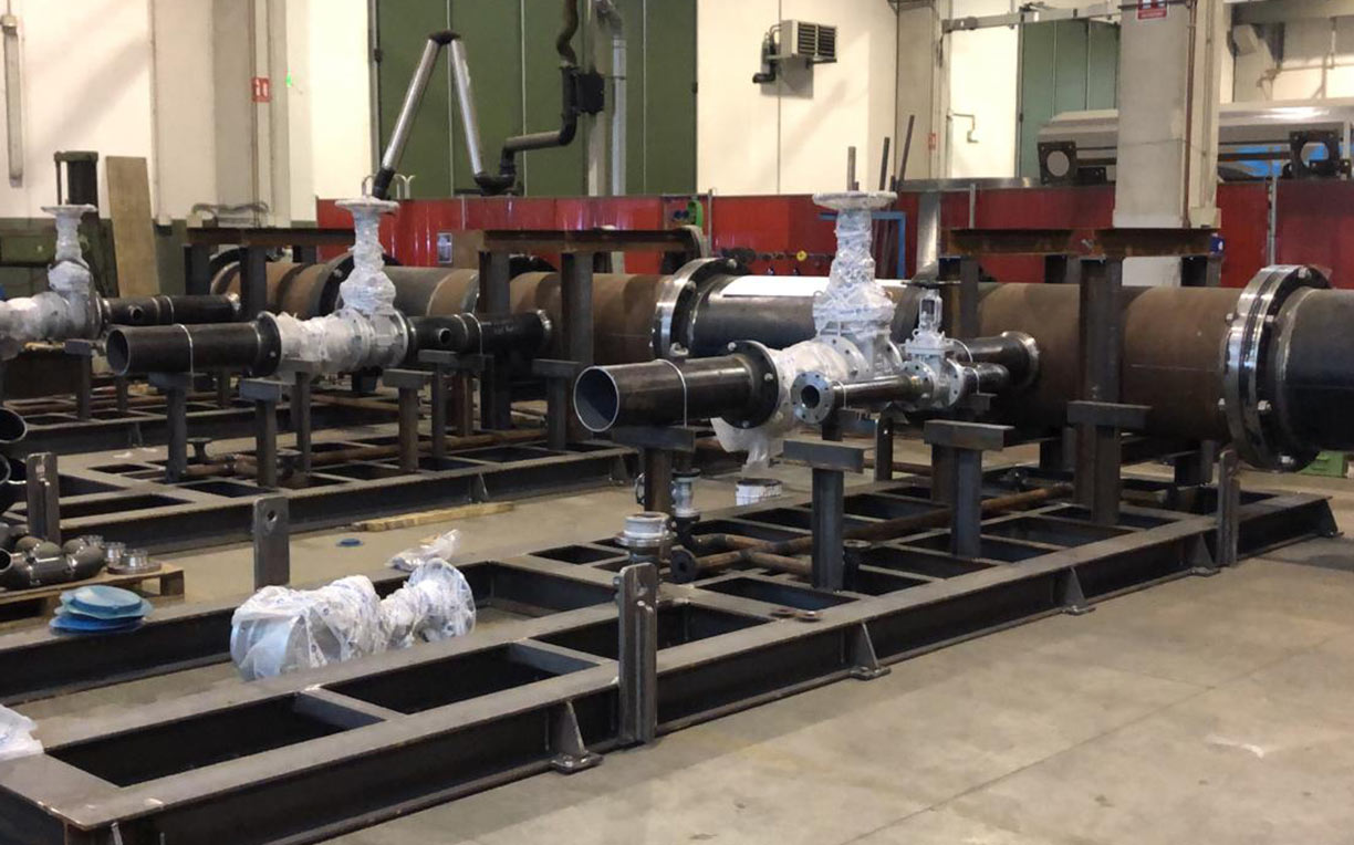 Complete pre-assembly of piping with accessories